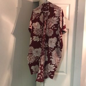 Burgundy & white floral kimono